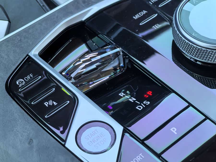 BMW X5 2024 car image #16