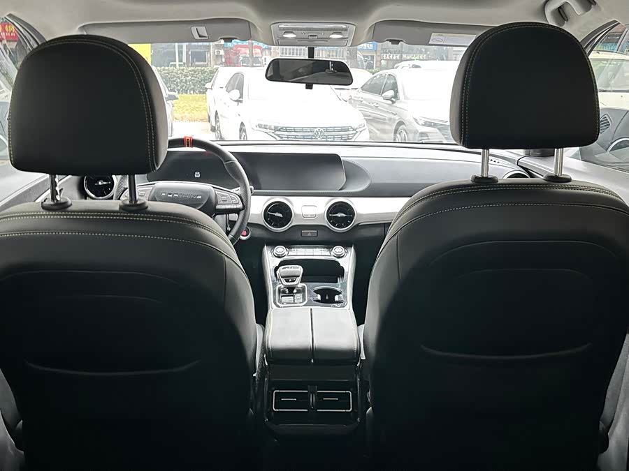 Forthing T5 EVO 2024 car image #16