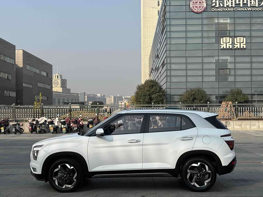 Hyundai ix25 2019 car image #16
