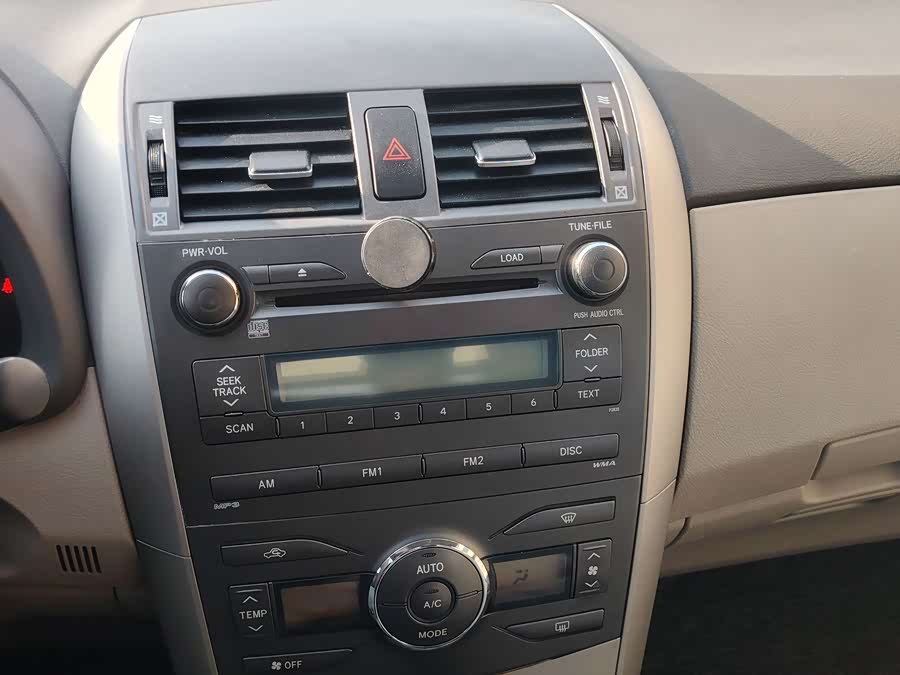 Toyota Corolla 2010 car image #16