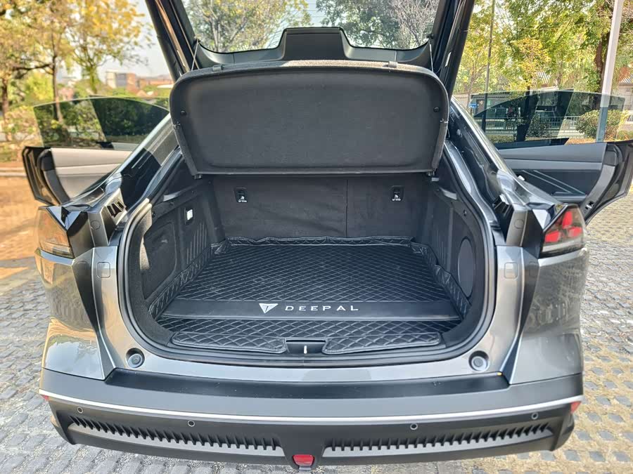 Deepal SL03 2024 #16 Deepal SL03 2024 car image #16