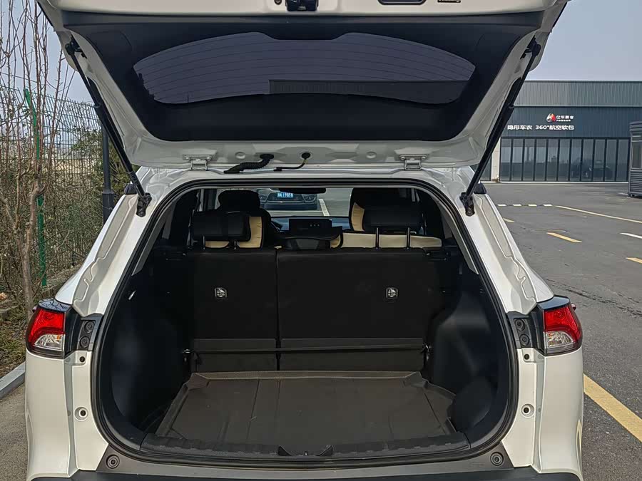 Toyota Corolla Cross 2025 car image #16