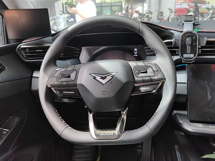 Kunlun 2023 car image #16