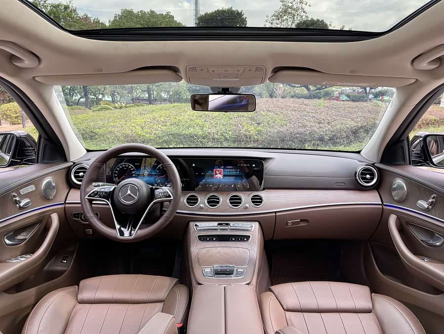 Mercedes-Benz E Class 2021 car image #16