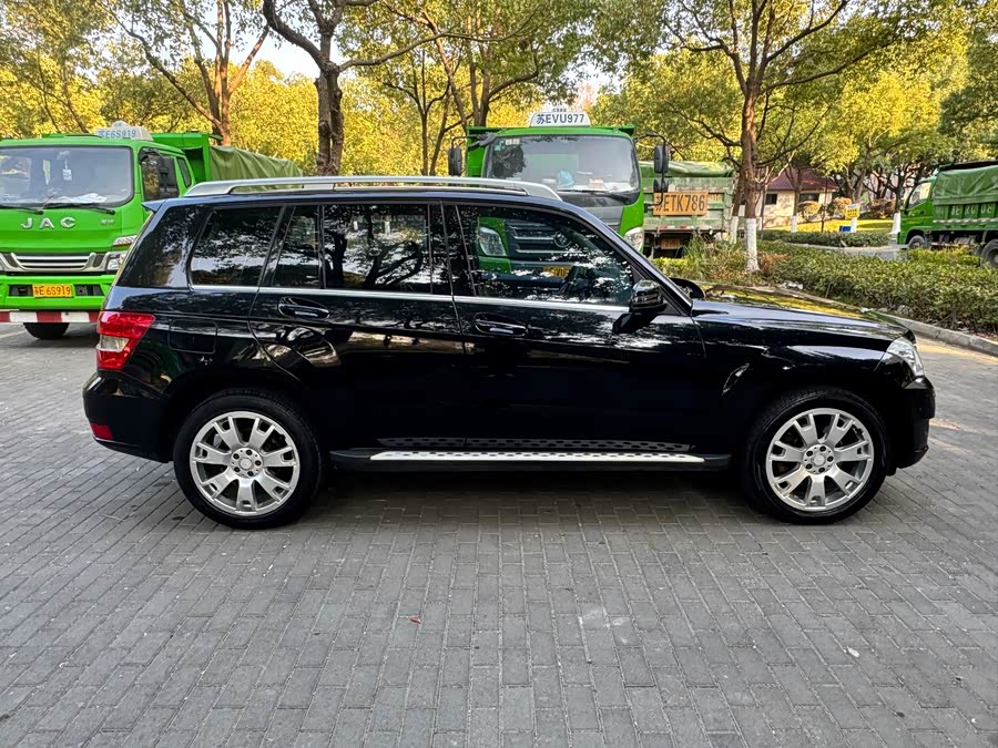 Mercedes-Benz GLK Class (Imported) 2011 car image #16