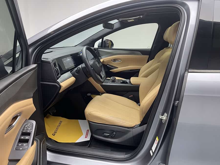BYD SongL DM-i 2024 car image #16