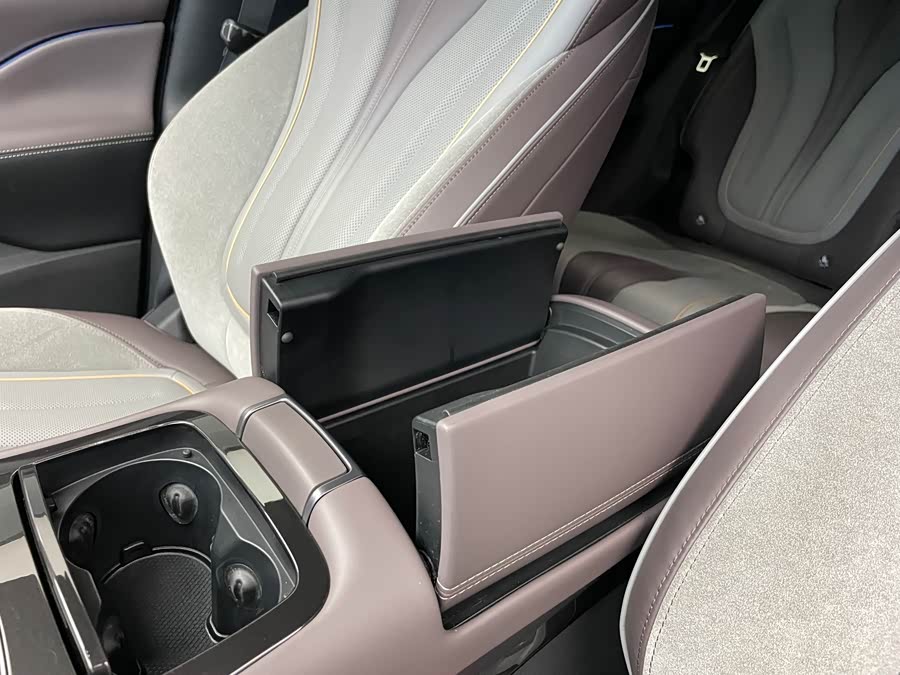 BYD Frigate 07 2023 #16 BYD Frigate 07 2023 immagine di auto #16