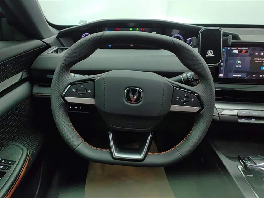 Changan UNI-V iDD 2023 #16 Changan UNI-V iDD 2023 car image #16