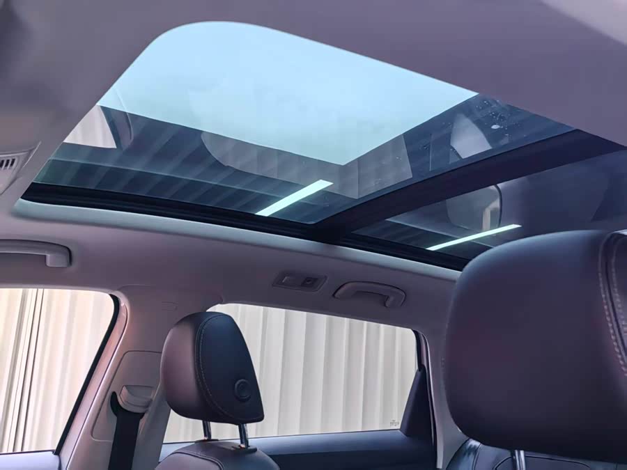 Volkswagen Tharu 2020 car image #16