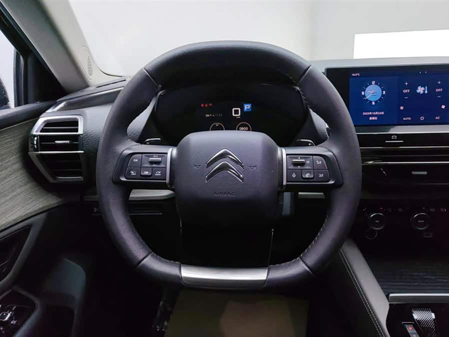 Citroen C5 X 2021 car image #16