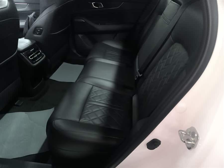 Changan UNI-K iDD 2022 #16 Changan UNI-K iDD 2022 car image #16