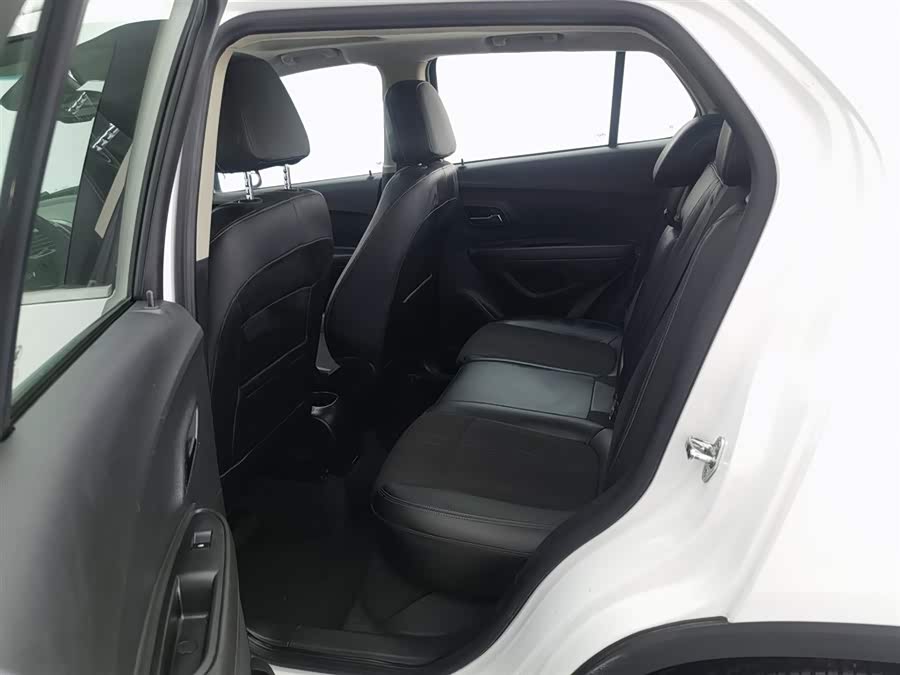 雪佛兰 创酷 2015 汽车图片 #16