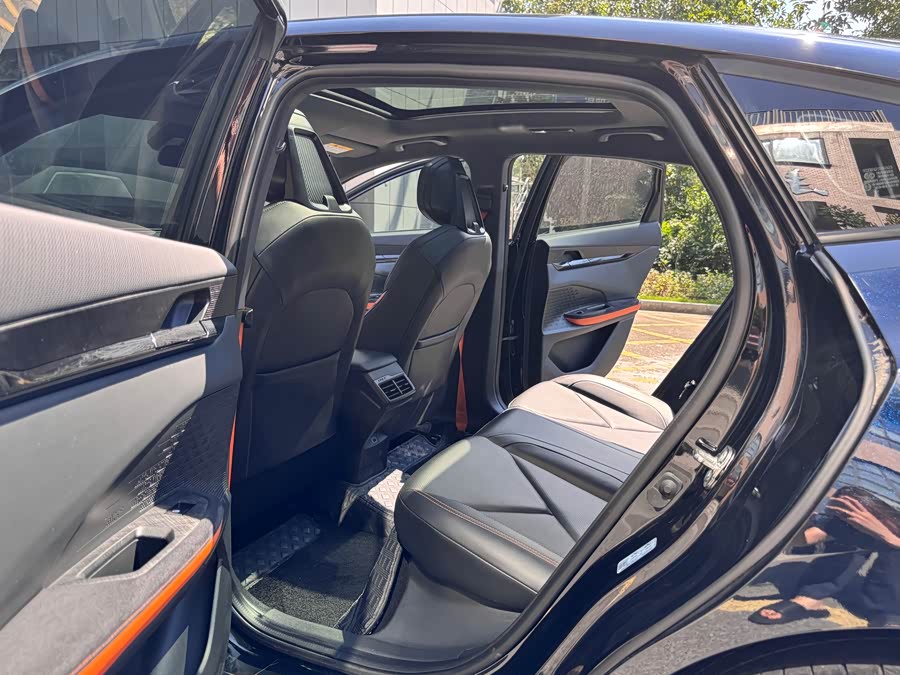 Changan UNI-V 2022 car image #16