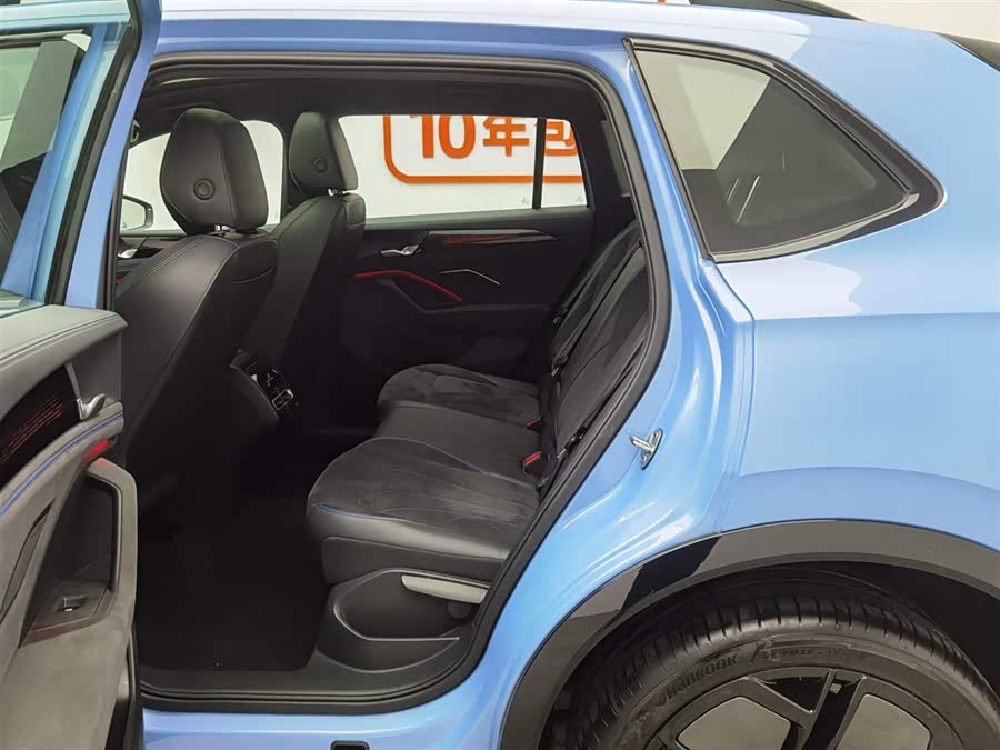 Volkswagen Tiguan L 2024 car image #16
