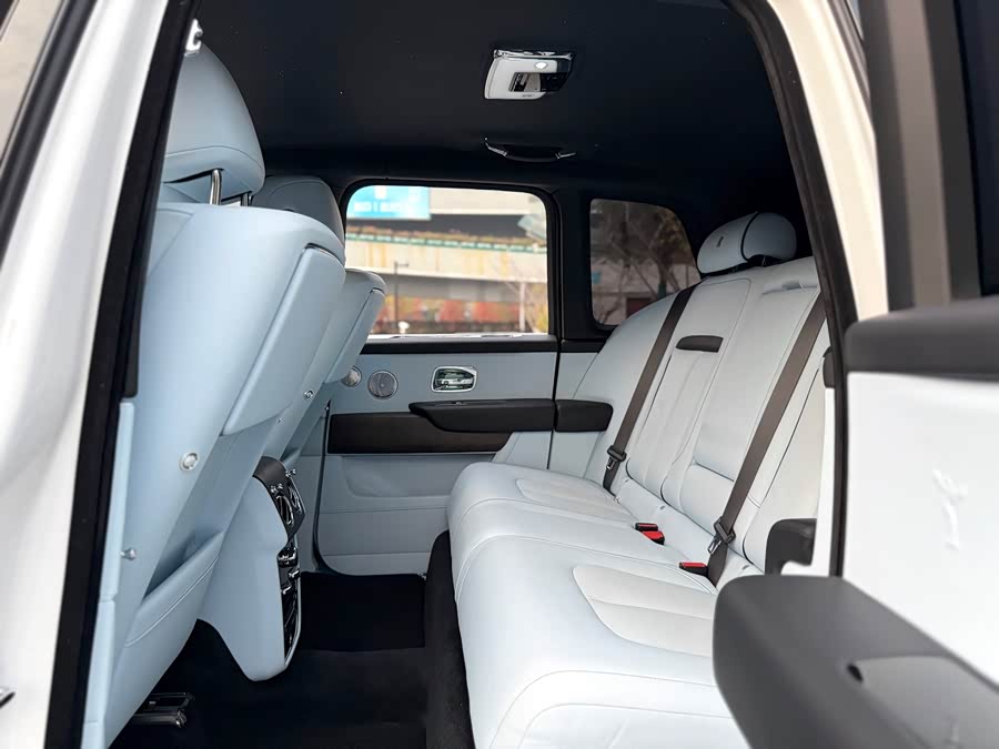 劳斯莱斯 库里南 2021 汽车图片 #16