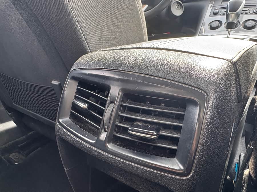 Peugeot 3008 2017 car image #16