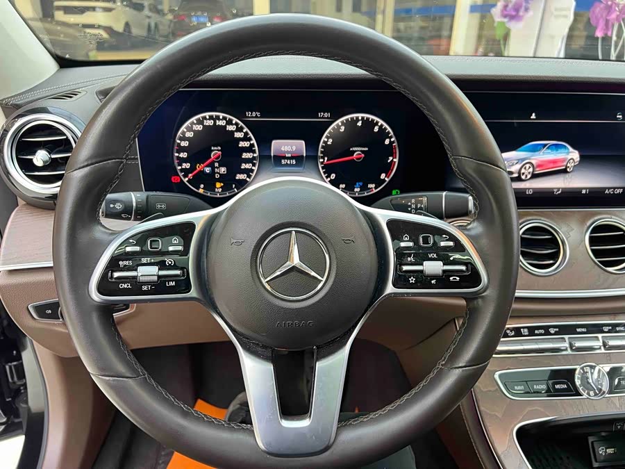 Mercedes-Benz E Class 2019 #16 Mercedes-Benz E Class 2019 car image #16