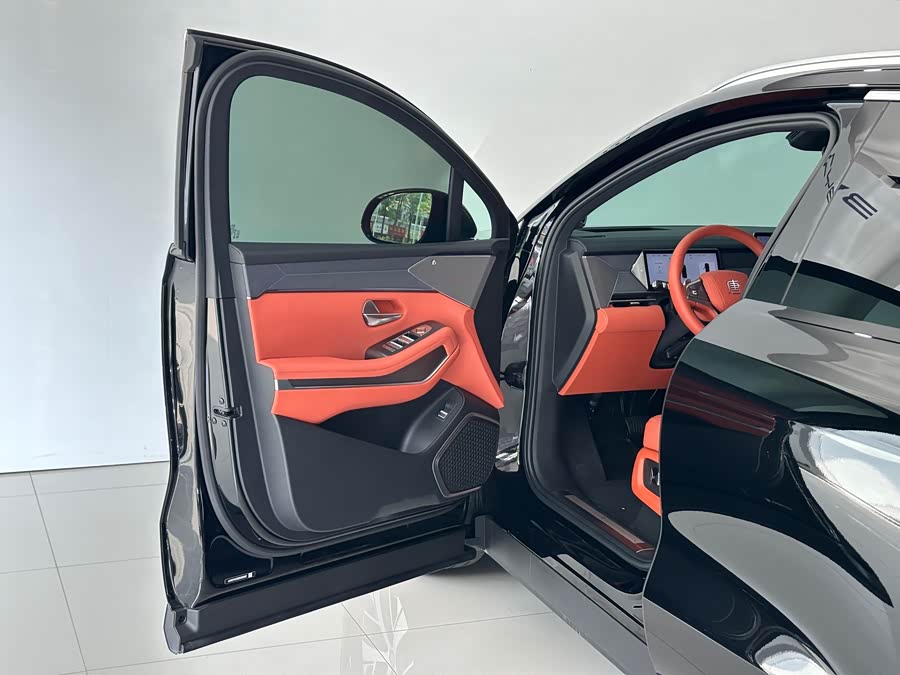 BYD Tang L 2025 #16 BYD Tang L 2025 immagine di auto #16