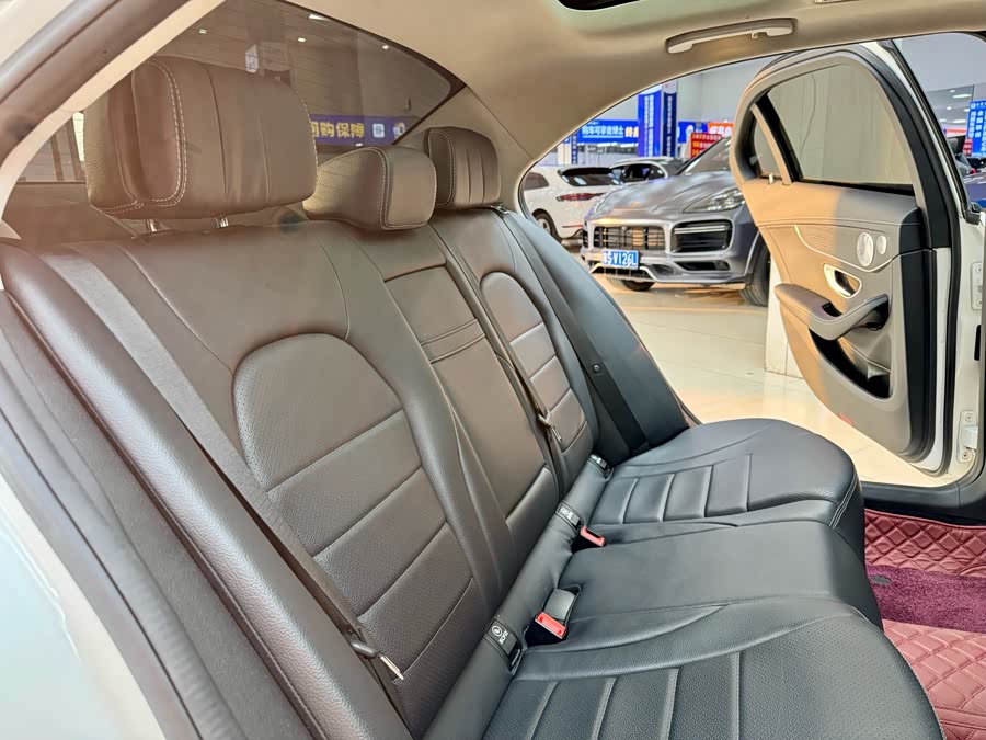 Mercedes-Benz C Class 2020 car image #16