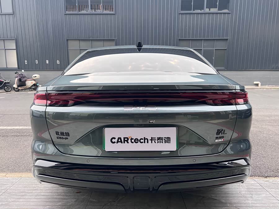 BYD HanL 2025 #16 BYD HanL 2025 imagem de carro #16