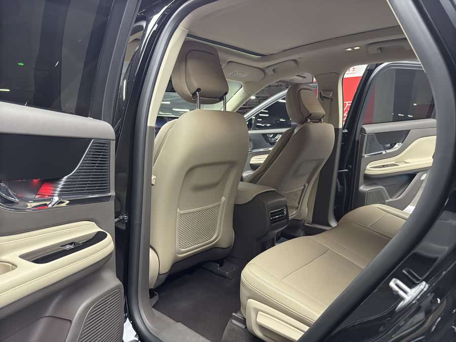 Changan 2020 car image #16
