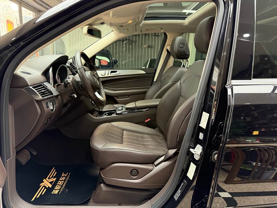 Mercedes-Benz GLE Class 2015 #16 Mercedes-Benz GLE Class 2015 car image #16