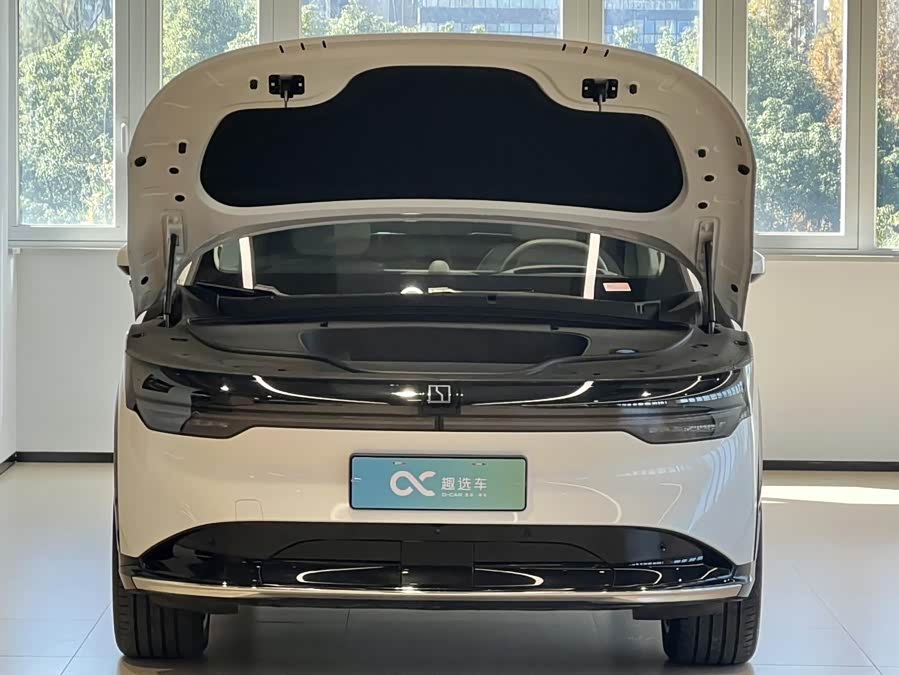 Zeekr 7X 2024 car image #16