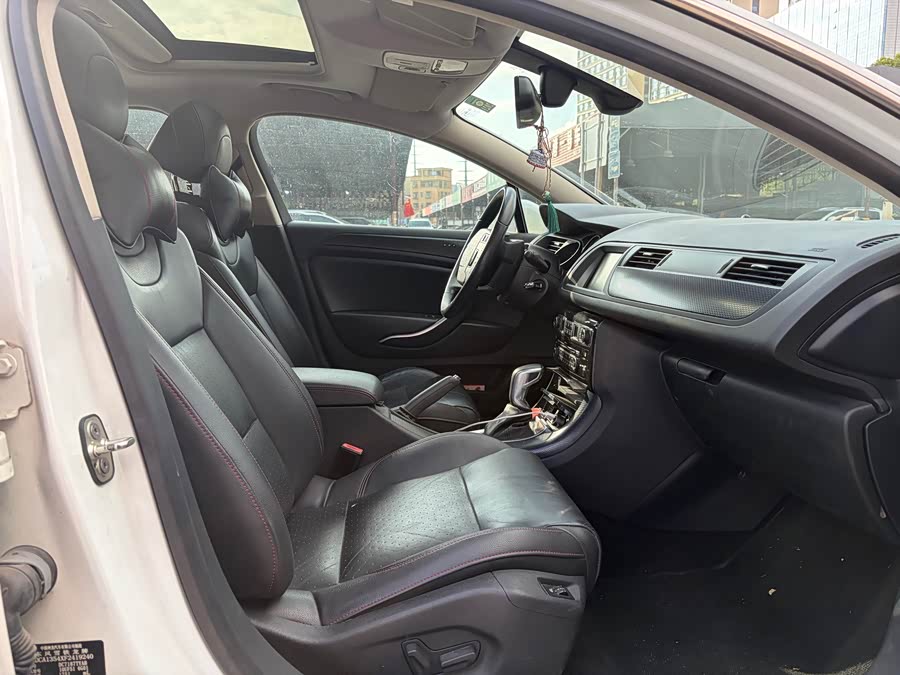 Citroen C5 2015 car image #16