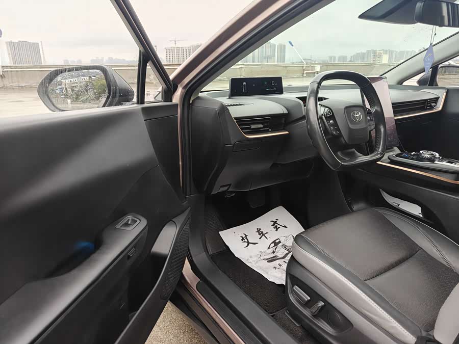 Toyota bZ3 2023 immagine di auto #16