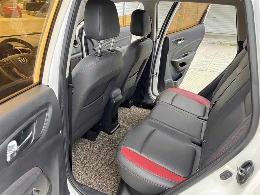 长安 长安CS15 2017 汽车图片 #16