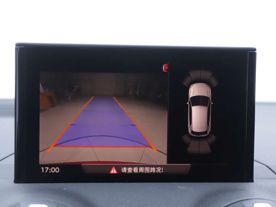 Audi Q2L 2020 car image #16