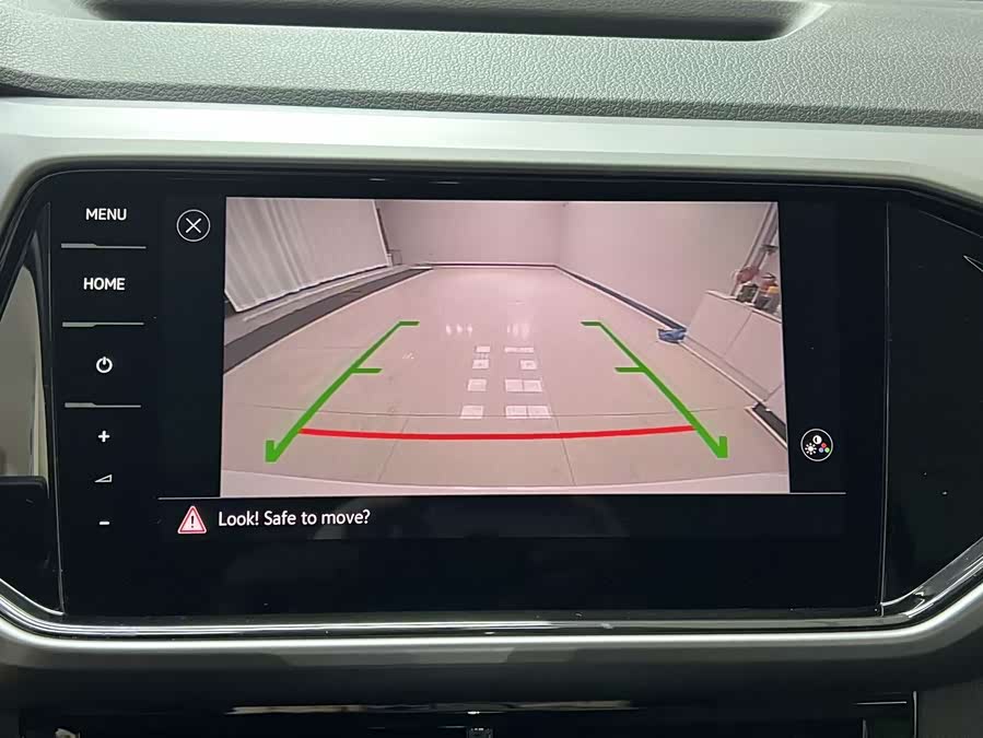 Volkswagen T-Cross 2021 car image #16