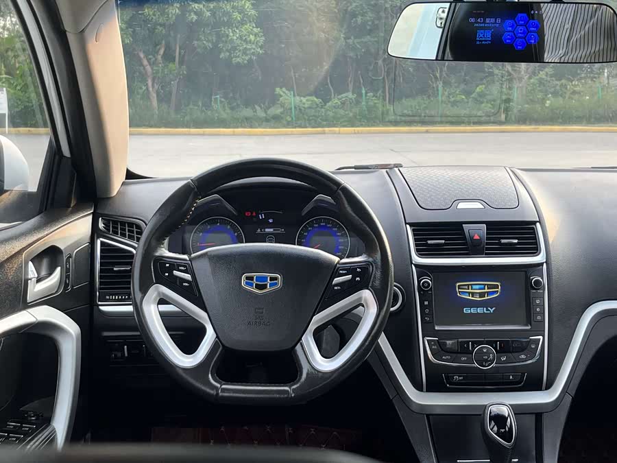 GEELY Emgrand 2016 #16 GEELY Emgrand 2016 car image #16