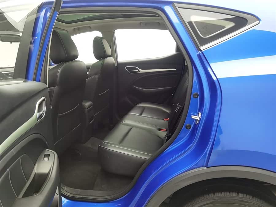 MG ZS 2017 car image #16