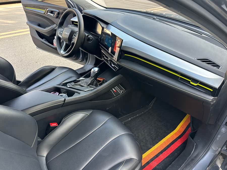 Roewe i5 2021 car image #16