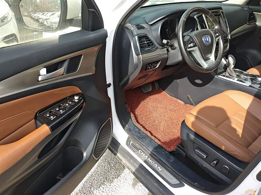 Changan CS95 2018 car image #16