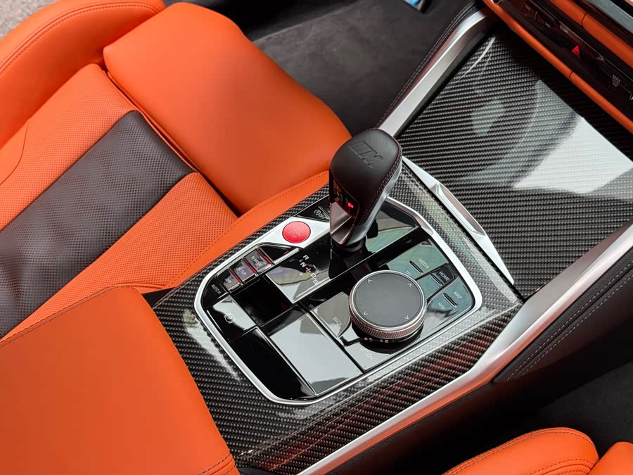 BMW M4 2024 imagem de carro #16