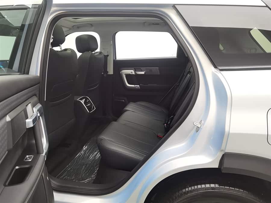 Chery Exploration 06 C-DM 2025 car image #16