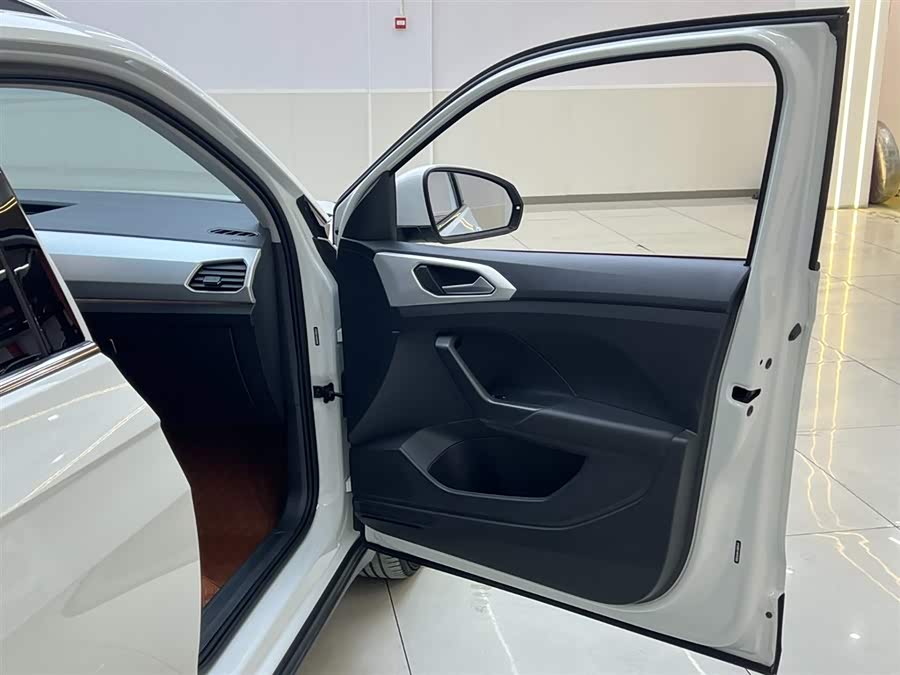 Volkswagen Tacqua 2022 #16 Volkswagen Tacqua 2022 car image #16