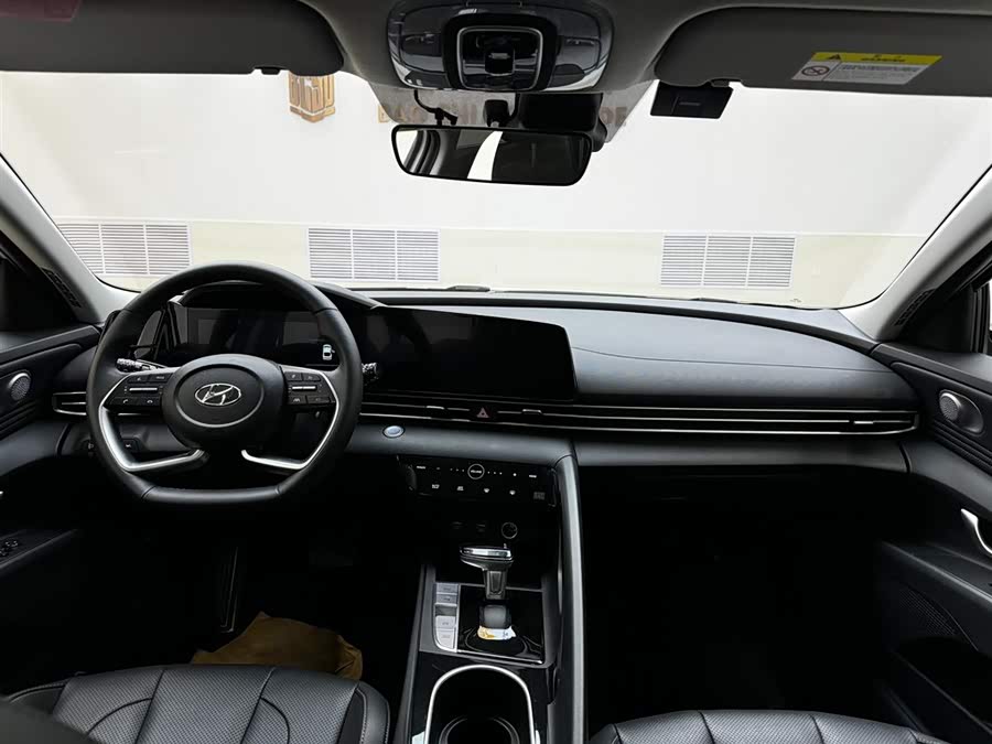 Hyundai Elantra 2023 car image #16