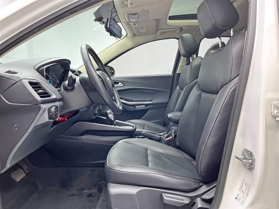 Ford Escort 2017 immagine di auto #16