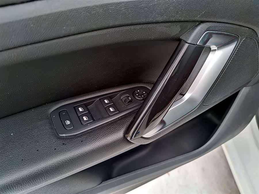 标致 标致408 2015 汽车图片 #16