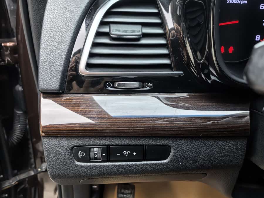 起亚 起亚K4 2014 汽车图片 #16