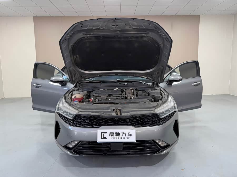 Kia K5 2021 car image #16