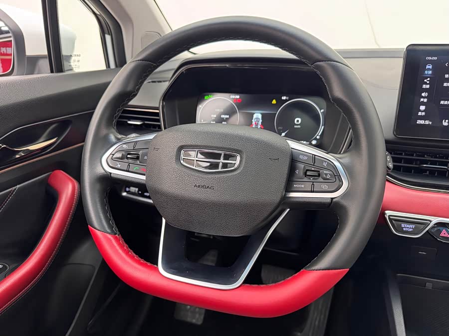 GEELY 2022 car image #16
