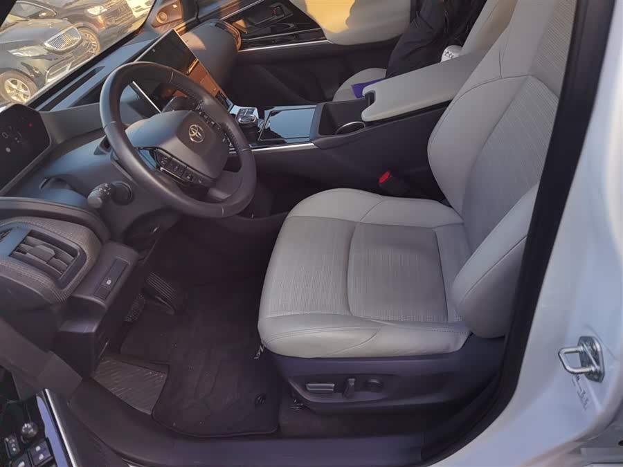 丰田 一汽丰田bZ4X 2022 汽车图片 #16