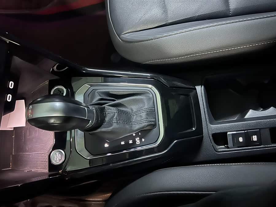 T-Roc 2022 #16 T-Roc 2022 car image #16