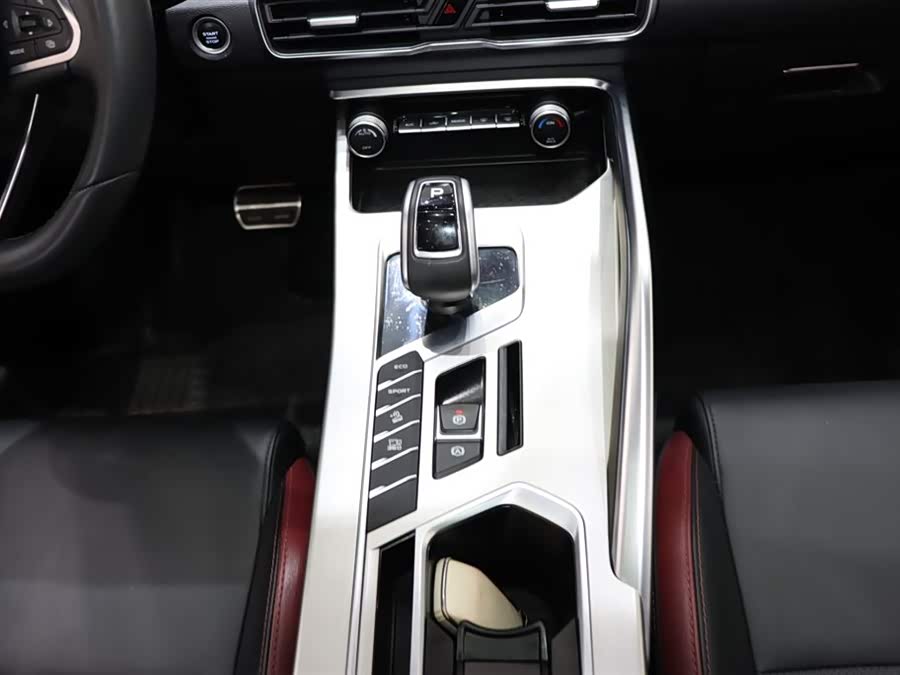 GEELY Coolray 2021 car image #16