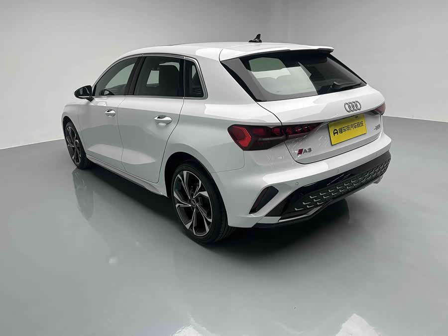 Audi A3 2025 car image #16