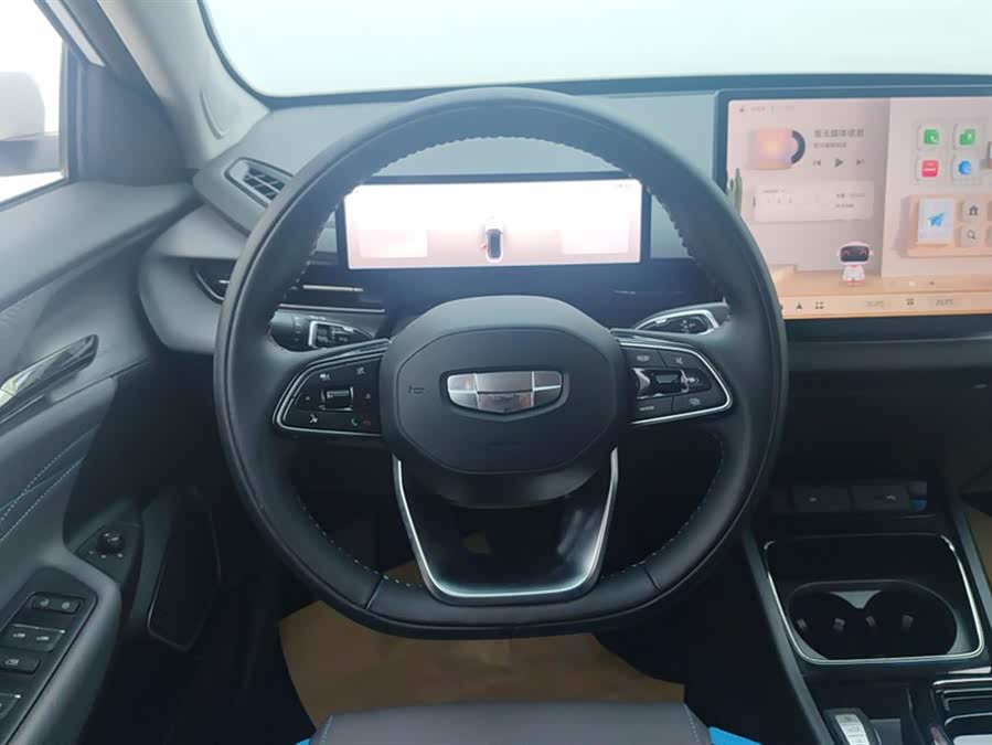 GEELY 2023 car image #16